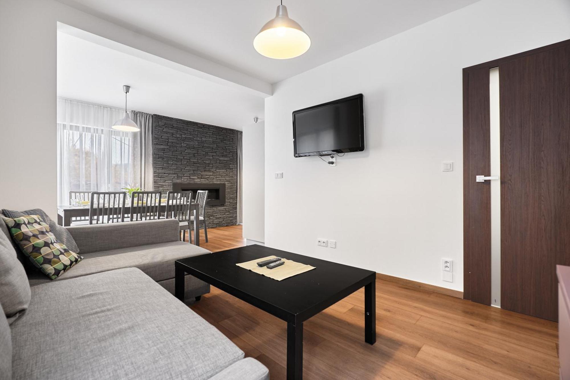 דירות Loučná pod Klínovcem Bellevue Keilberg By Mountain Ways מראה חיצוני תמונה
