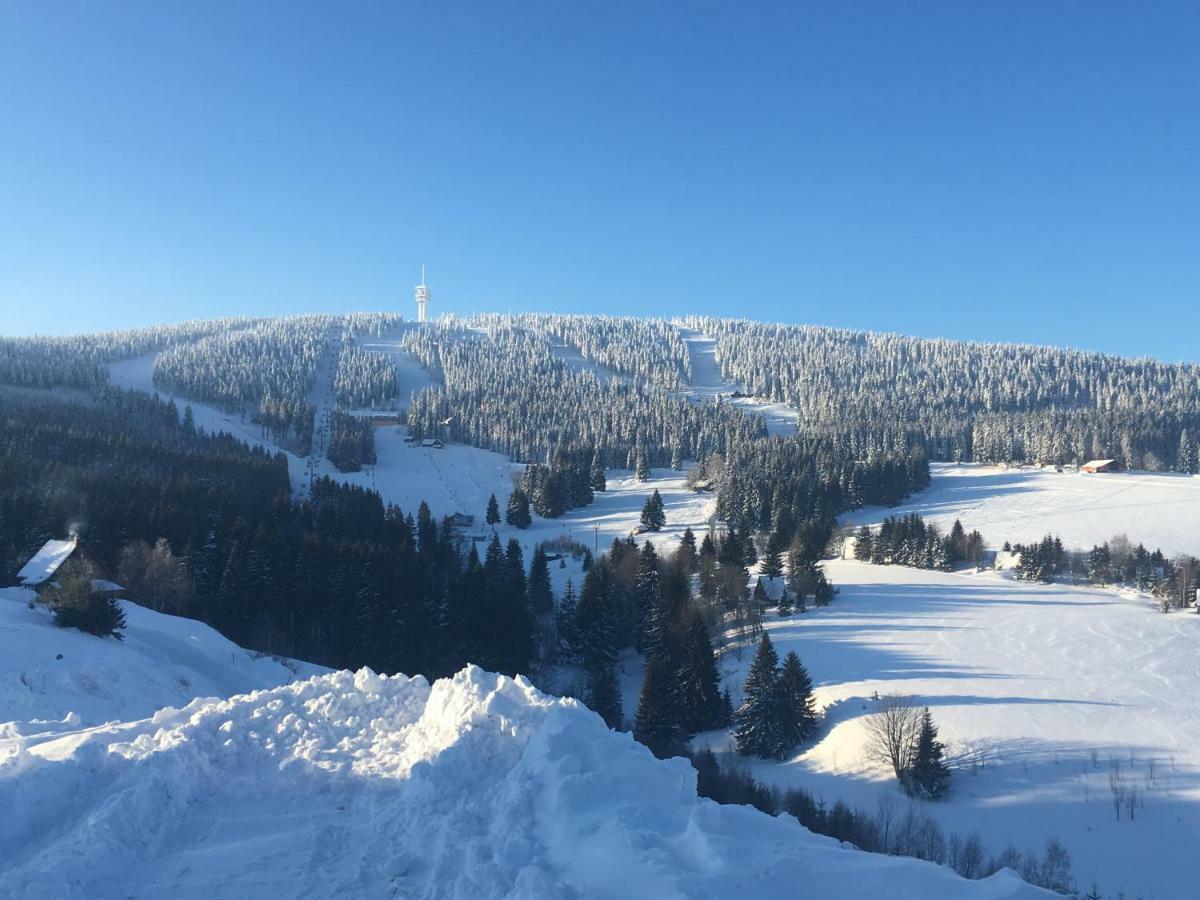 דירות Loučná pod Klínovcem Bellevue Keilberg By Mountain Ways מראה חיצוני תמונה